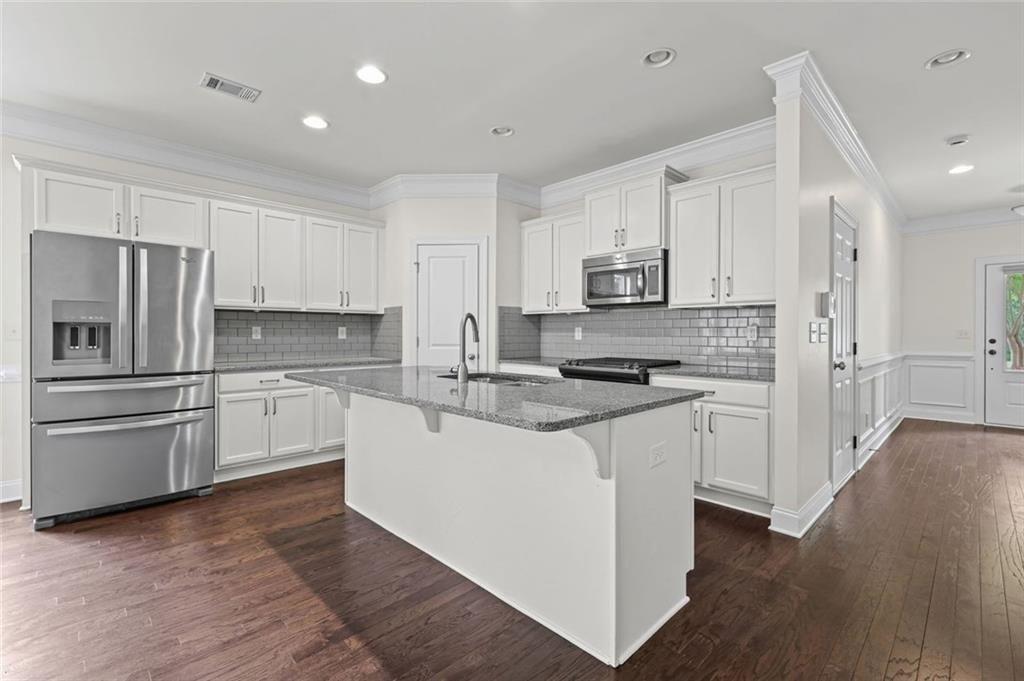 2794 Archway Drive Atlanta, GA 30341 - Photo 12 of 38