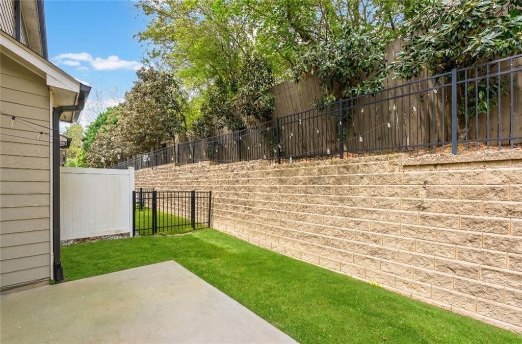 2794 Archway Drive Atlanta, GA 30341 - Photo 32 of 38