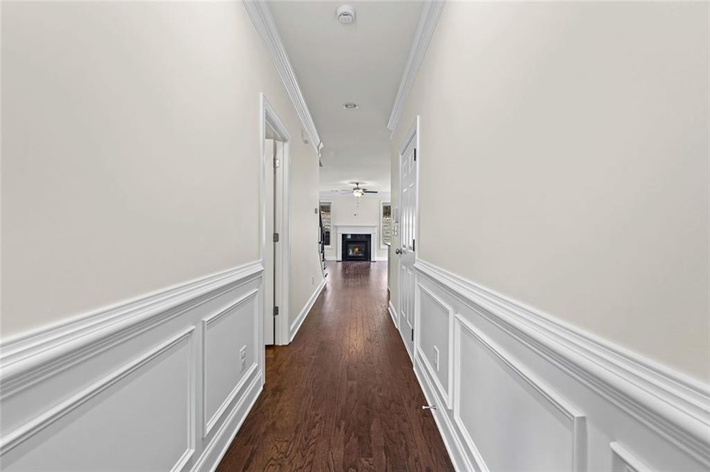 2794 Archway Drive Atlanta, GA 30341 - Photo 4 of 38