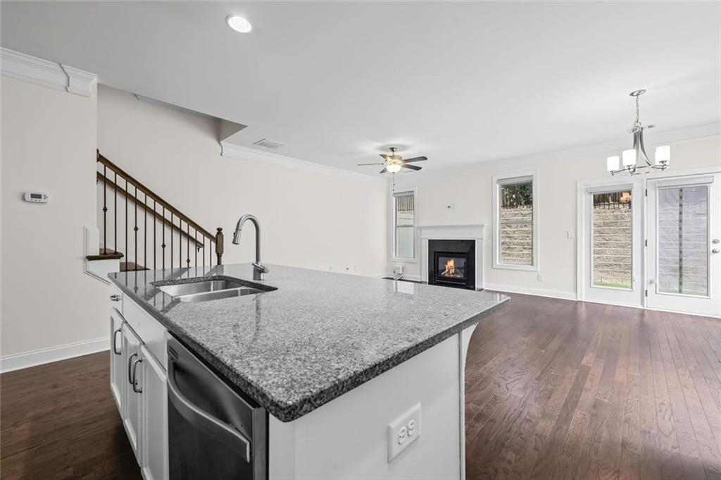 2794 Archway Drive Atlanta, GA 30341 - Photo 10 of 38