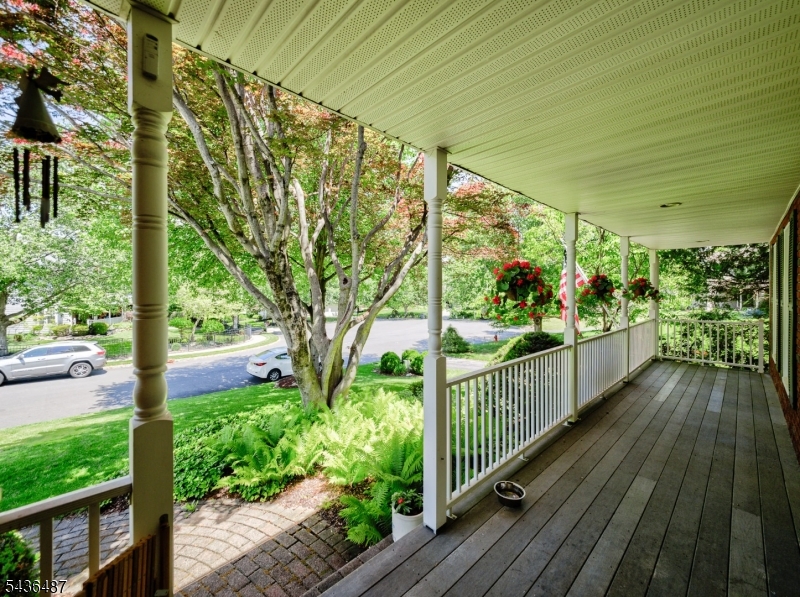 9 Chestnut Place Lebanon, NJ 08833 - Photo 3 of 43