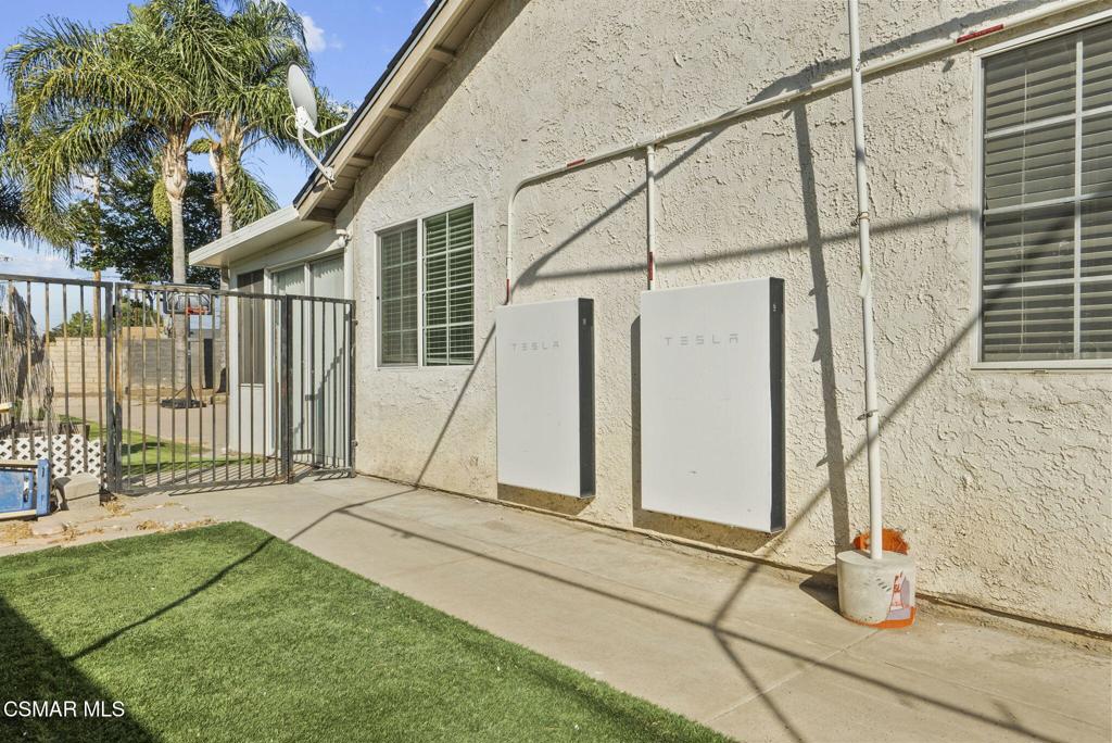 459 Mark Drive Simi Valley, CA 93065 - Photo 39 of 43