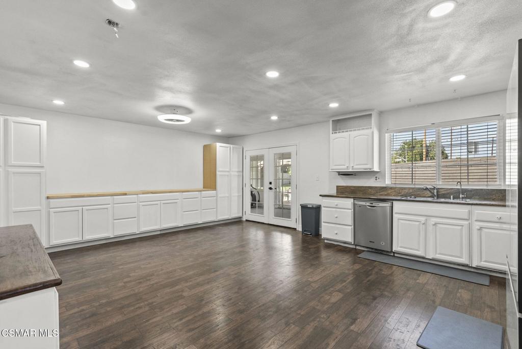 459 Mark Drive Simi Valley, CA 93065 - Photo 10 of 43