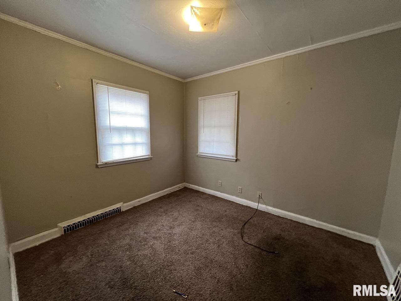 2413 West Proctor Street Peoria, IL 61605 - Photo 4 of 14