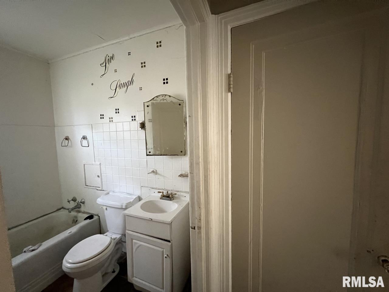 2413 West Proctor Street Peoria, IL 61605 - Photo 6 of 14