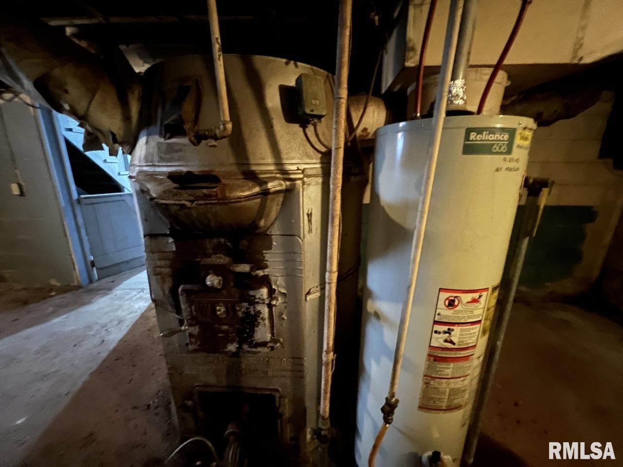 2413 West Proctor Street Peoria, IL 61605 - Photo 7 of 14