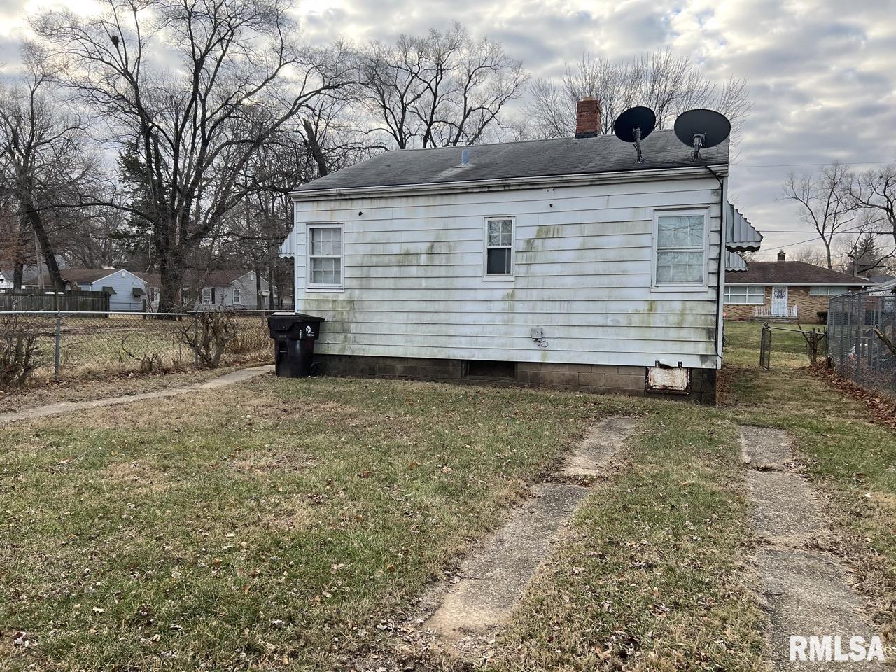 2413 West Proctor Street Peoria, IL 61605 - Photo 10 of 14