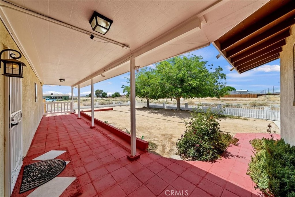 20548 Neuralia Road California City, CA 93505 - Photo 16 of 49