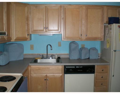 551 Sloop Road, Unit 57 Pittsburgh, PA 15237 - Photo 2 of 8 Kitchen.