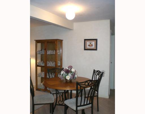 551 Sloop Road, Unit 57 Pittsburgh, PA 15237 - Photo 4 of 8 Dining Room.