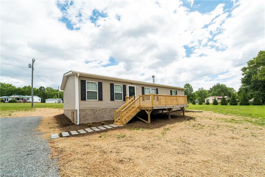7508 Mayberry Mill Road Hamptonville, NC 27020 - Photo 5 of 35