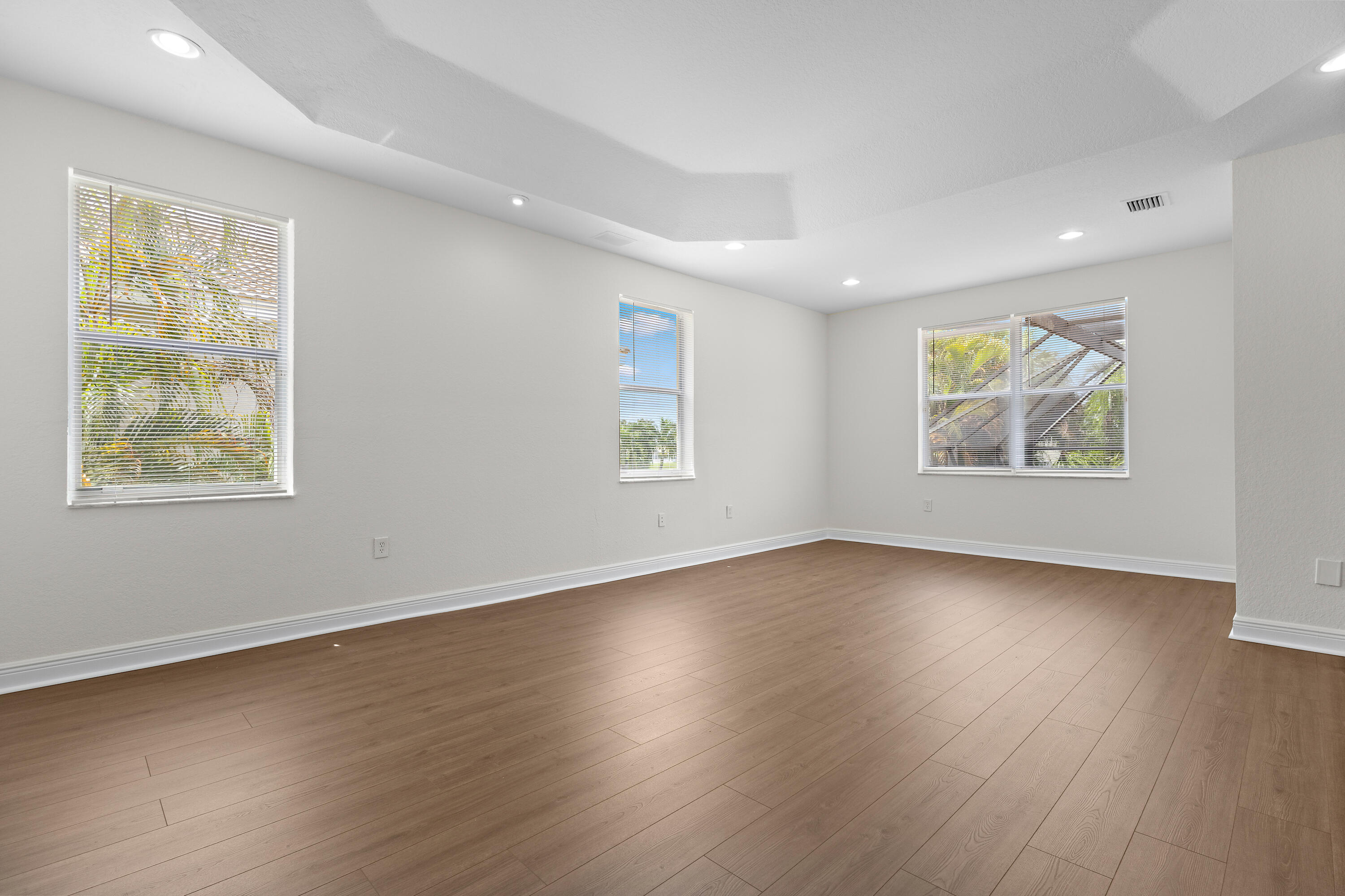 19115 2 River Lane Boca Raton, FL 33498 - Photo 17 of 54 IMG_2149
