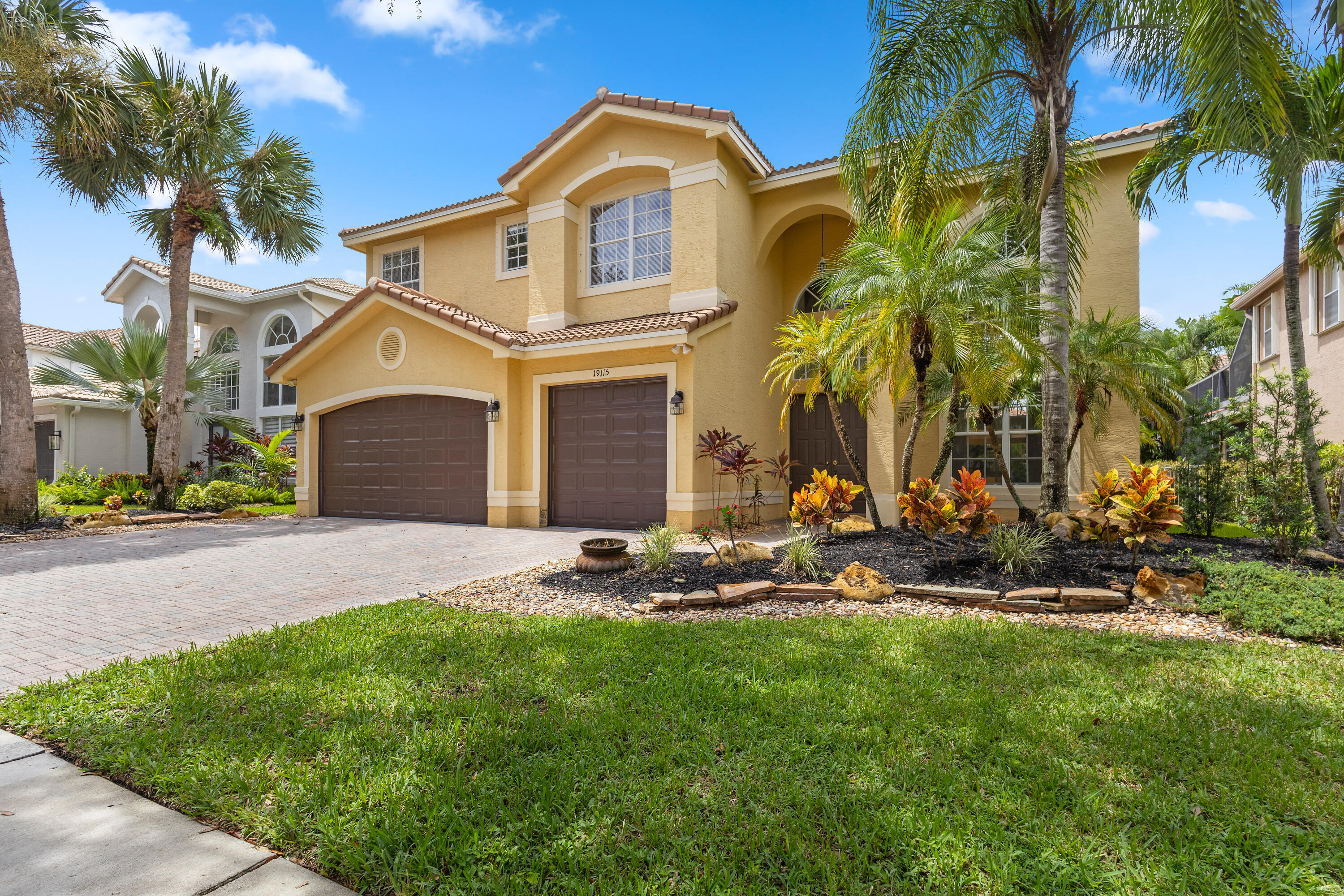 19115 2 River Lane Boca Raton, FL 33498 - Photo 2 of 54 IMG_2280