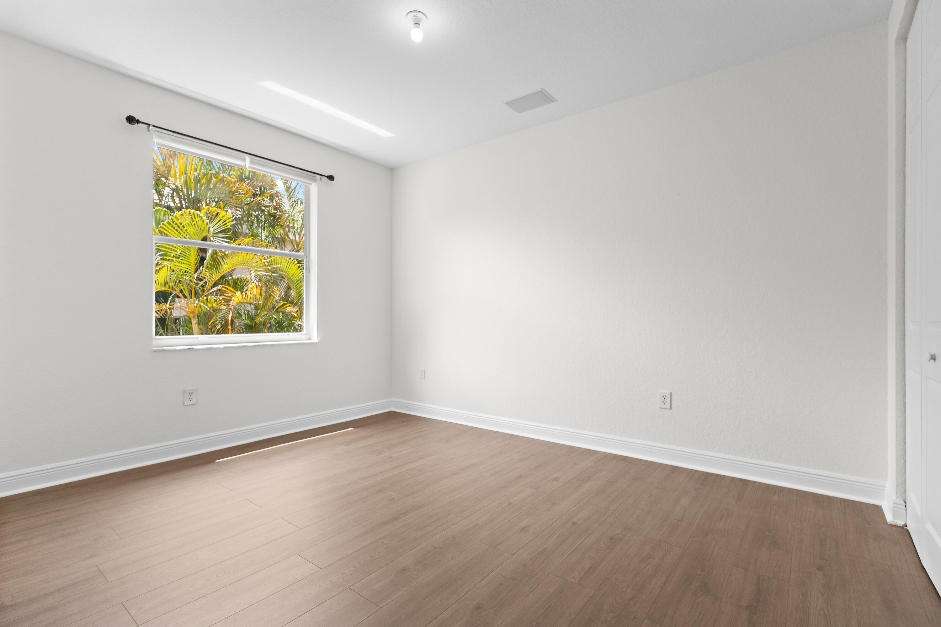 19115 2 River Lane Boca Raton, FL 33498 - Photo 25 of 54 IMG_2125