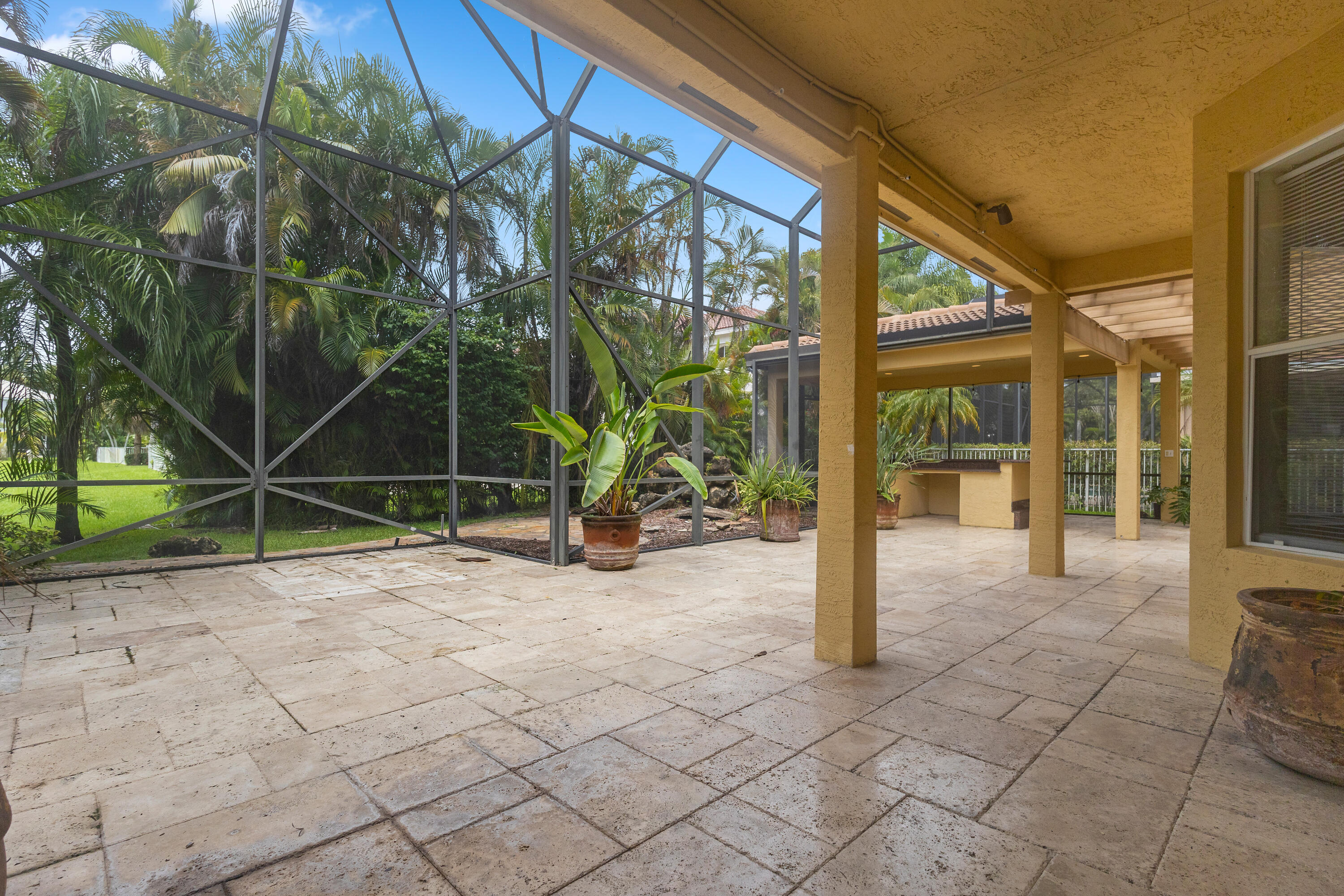 19115 2 River Lane Boca Raton, FL 33498 - Photo 34 of 54 IMG_2211