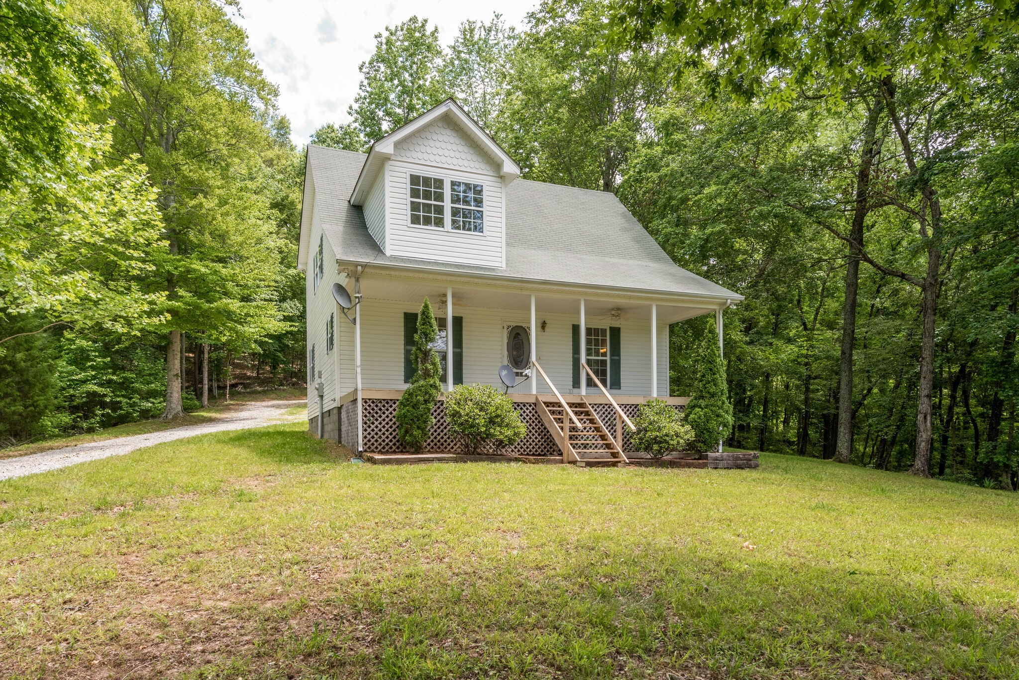 5064 Tennessee Ridge Road Waverly, TN 37185 - Photo 3 of 28 Gallery Image 3