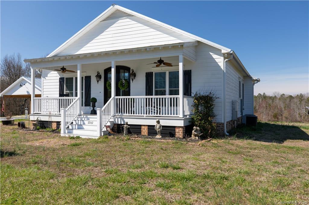 2267 Boheler Road Clover, SC 29710 - Photo 2 of 45 Gallery Image 2