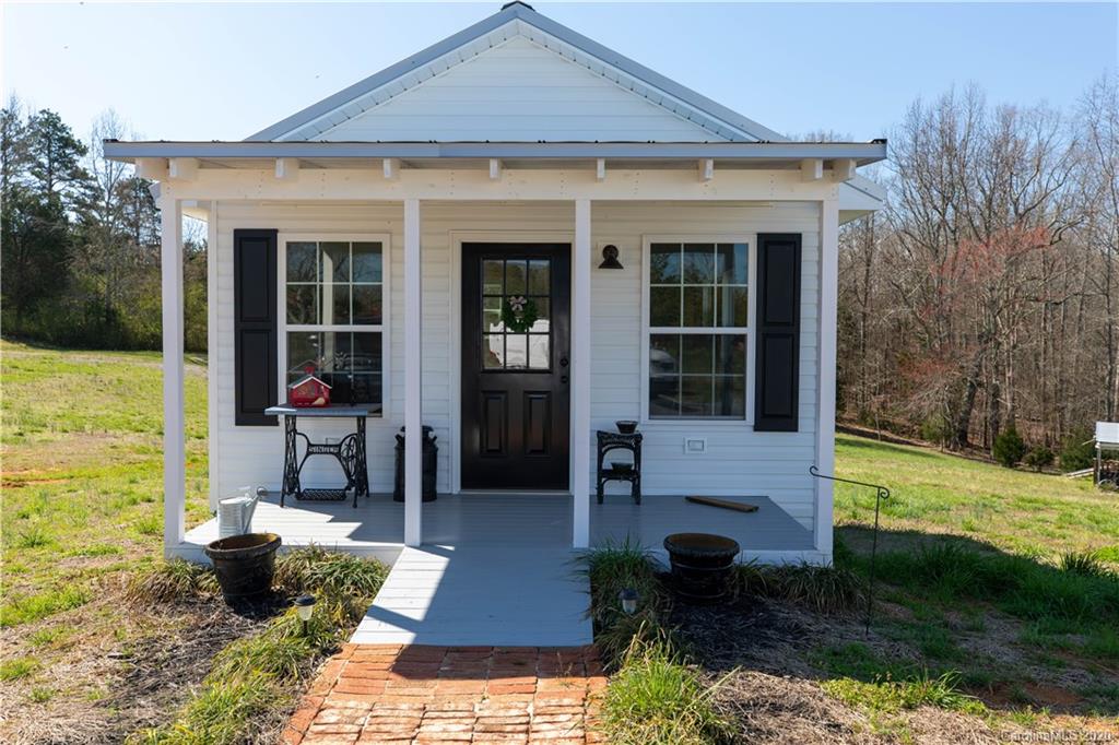2267 Boheler Road Clover, SC 29710 - Photo 3 of 45 Gallery Image 3