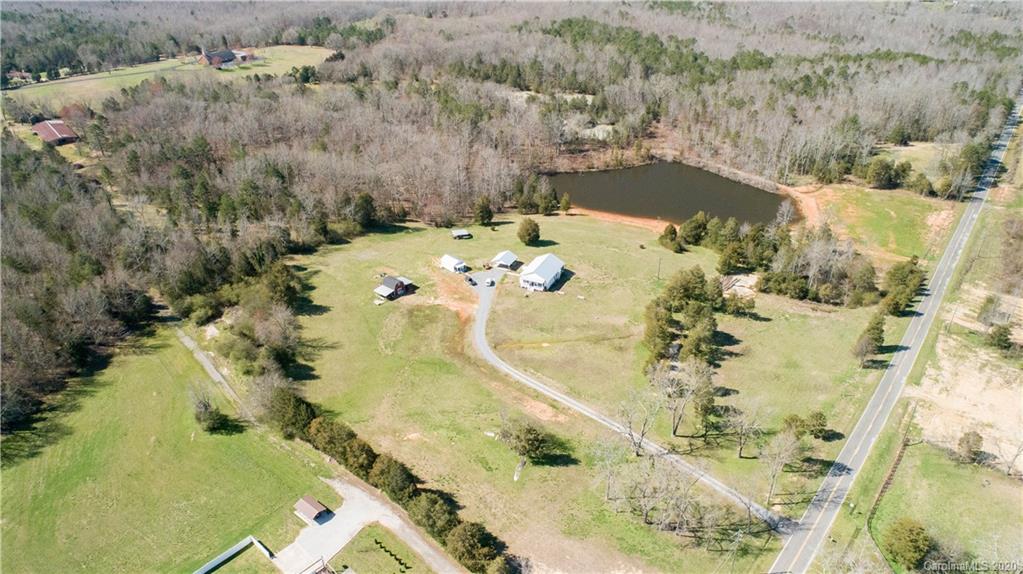 2267 Boheler Road Clover, SC 29710 - Photo 6 of 45 Gallery Image 6