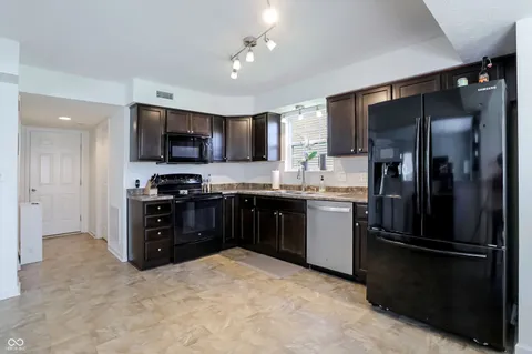$389,000 | 907 Burntwood Way, Westfield, IN 46074