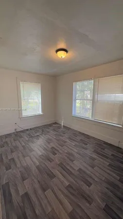 $1,500 | 2748 Broadway Avenue, Jacksonville, FL 32254