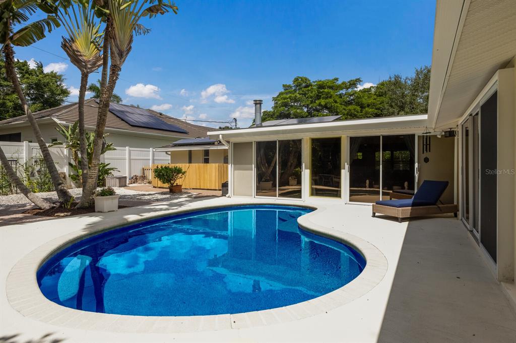 1922 Field Road Sarasota, FL 34231 - Photo 37 of 42 Gallery Image 37