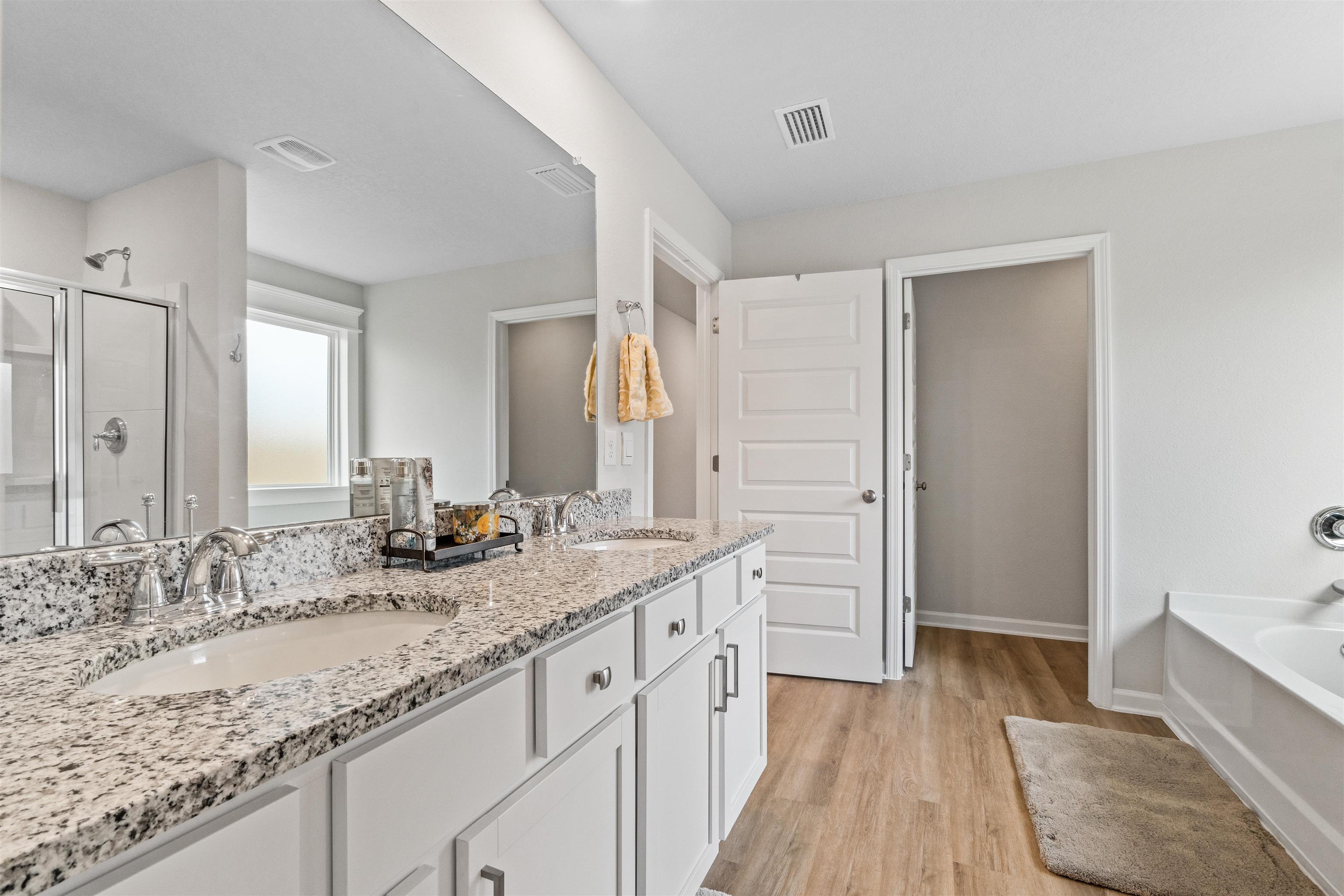 24390 Ringneck Loop Elberta, AL 36530 - Photo 11 of 39 Bathroom