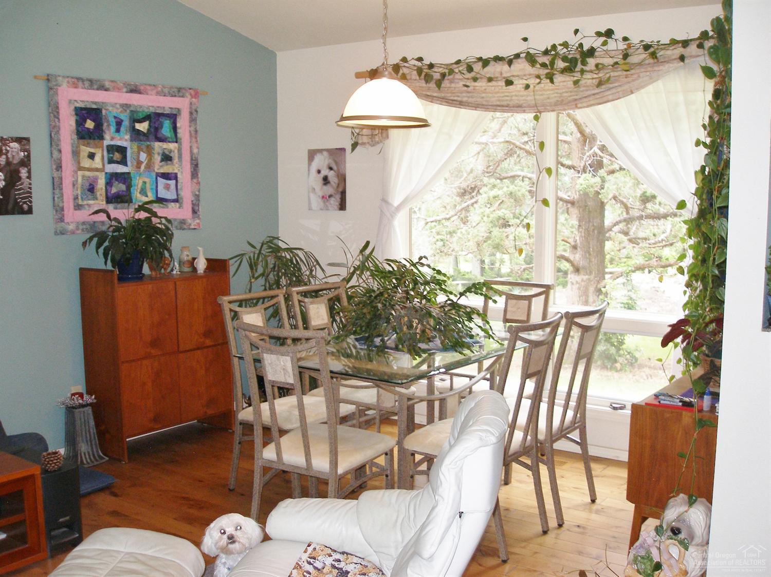 20408 Christmas Ridge Bend, OR 97702 - Photo 5 of 25 Additional Photo