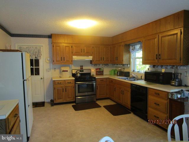 1494 Enders Road Halifax, PA 17032 - Photo 9 of 18