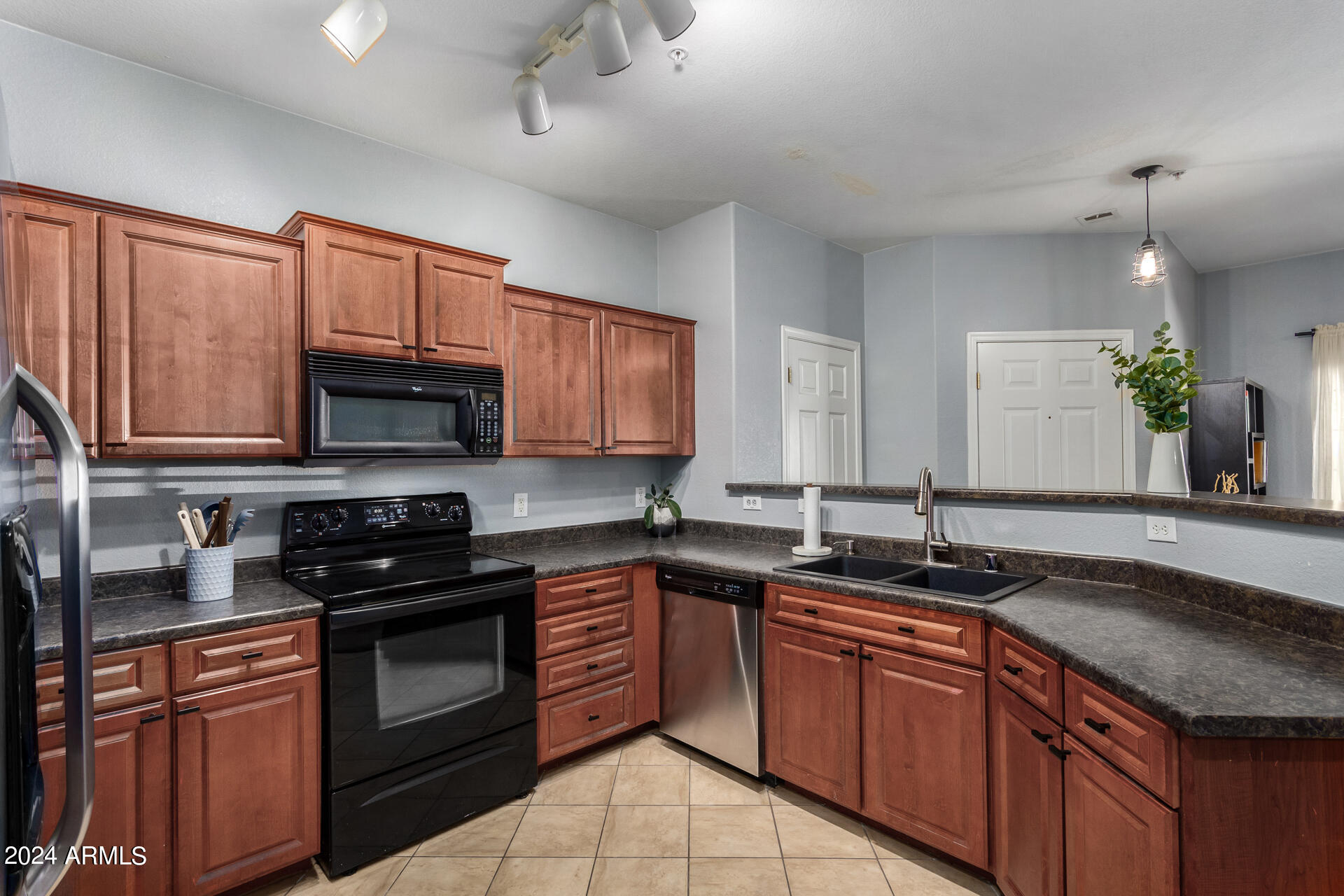 1702 East Bell Road, Unit 189 Phoenix, AZ 85022 - Photo 3 of 12