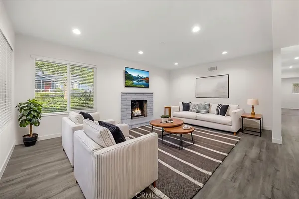 $2,699,000 | 369 San Juan Way, La Canada Flintridge, CA 91011