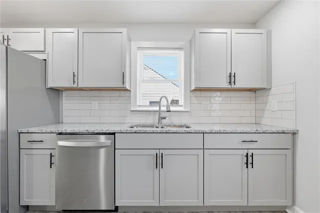 $285,000 | 2914 West 45th Avenue, Kansas City, KS 66103