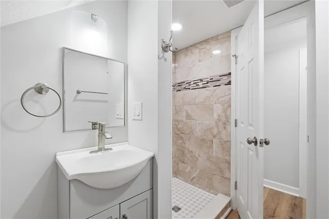 $285,000 | 2914 West 45th Avenue, Kansas City, KS 66103