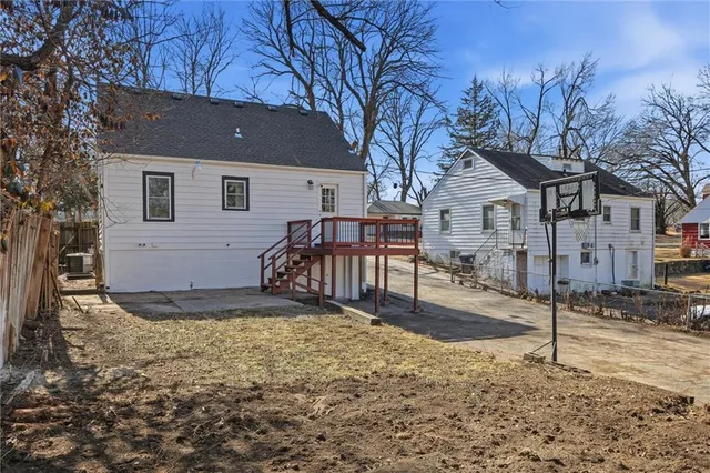 $285,000 | 2914 West 45th Avenue, Kansas City, KS 66103