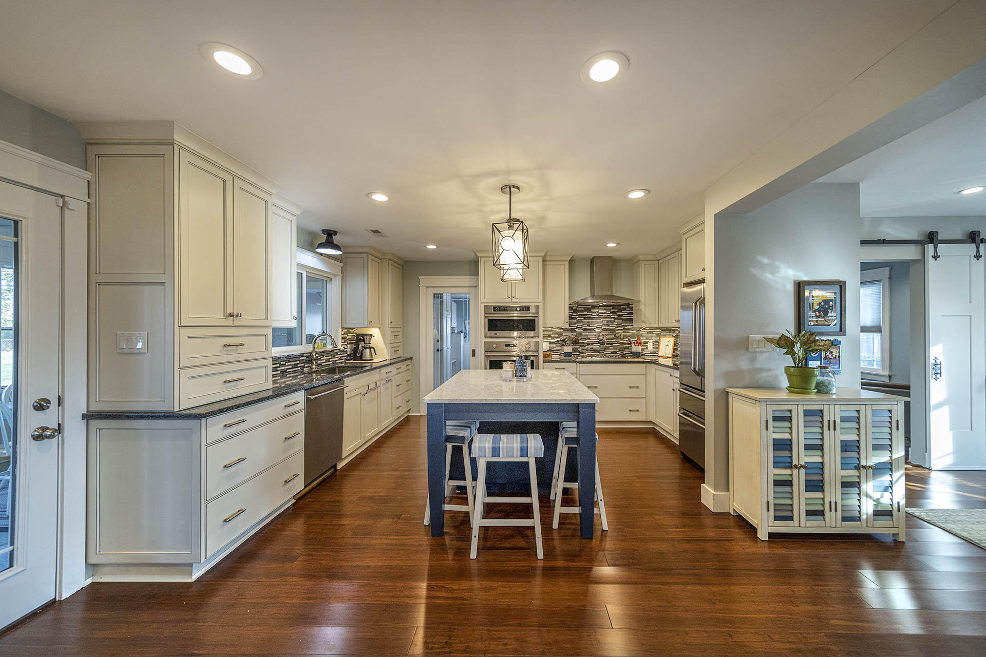 1621 West Ruritan Road Roanoke, VA 24012 - Photo 10 of 55 Eat-in-Kitchen