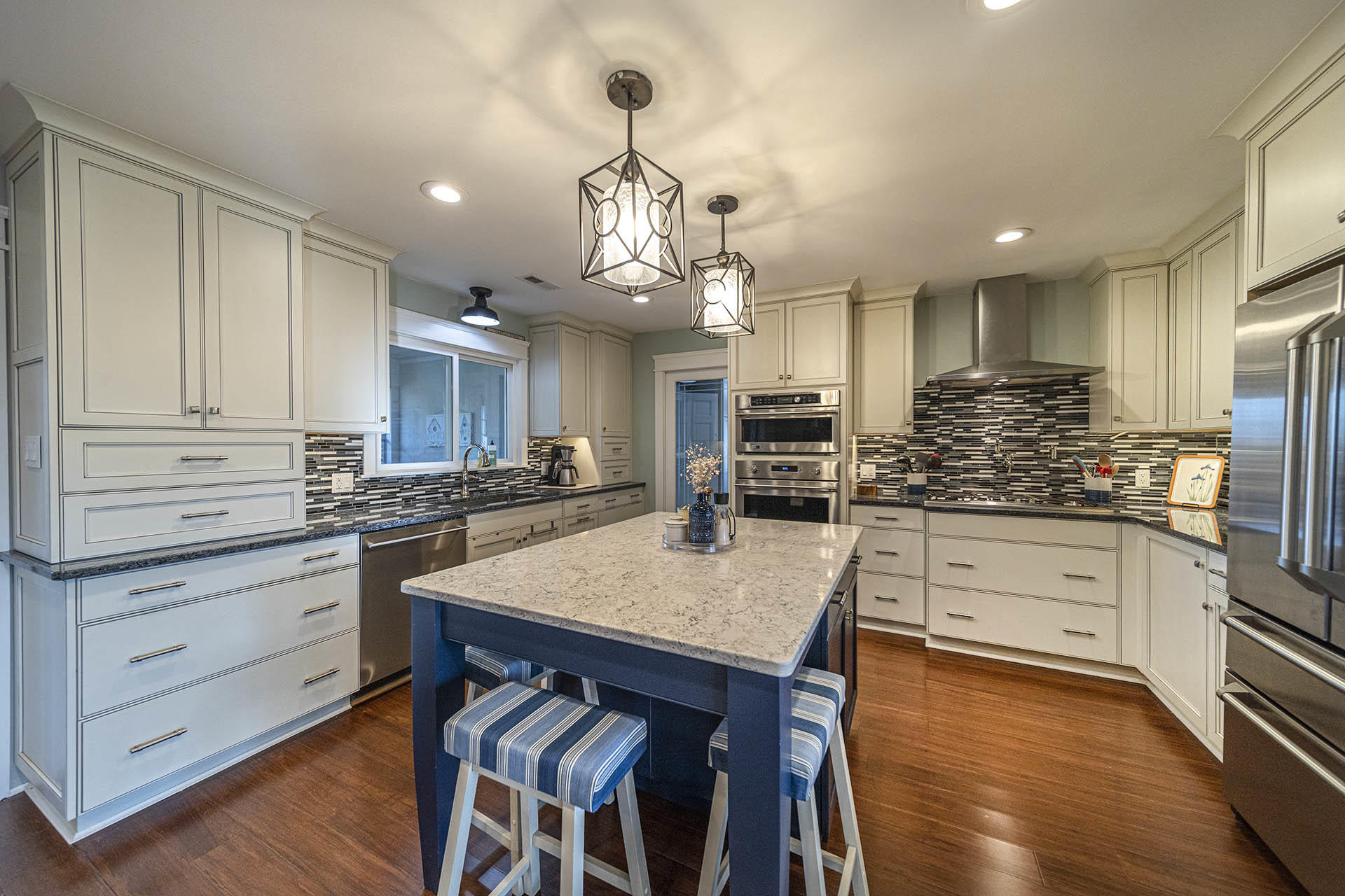 1621 West Ruritan Road Roanoke, VA 24012 - Photo 11 of 55 Eat-in-Kitchen