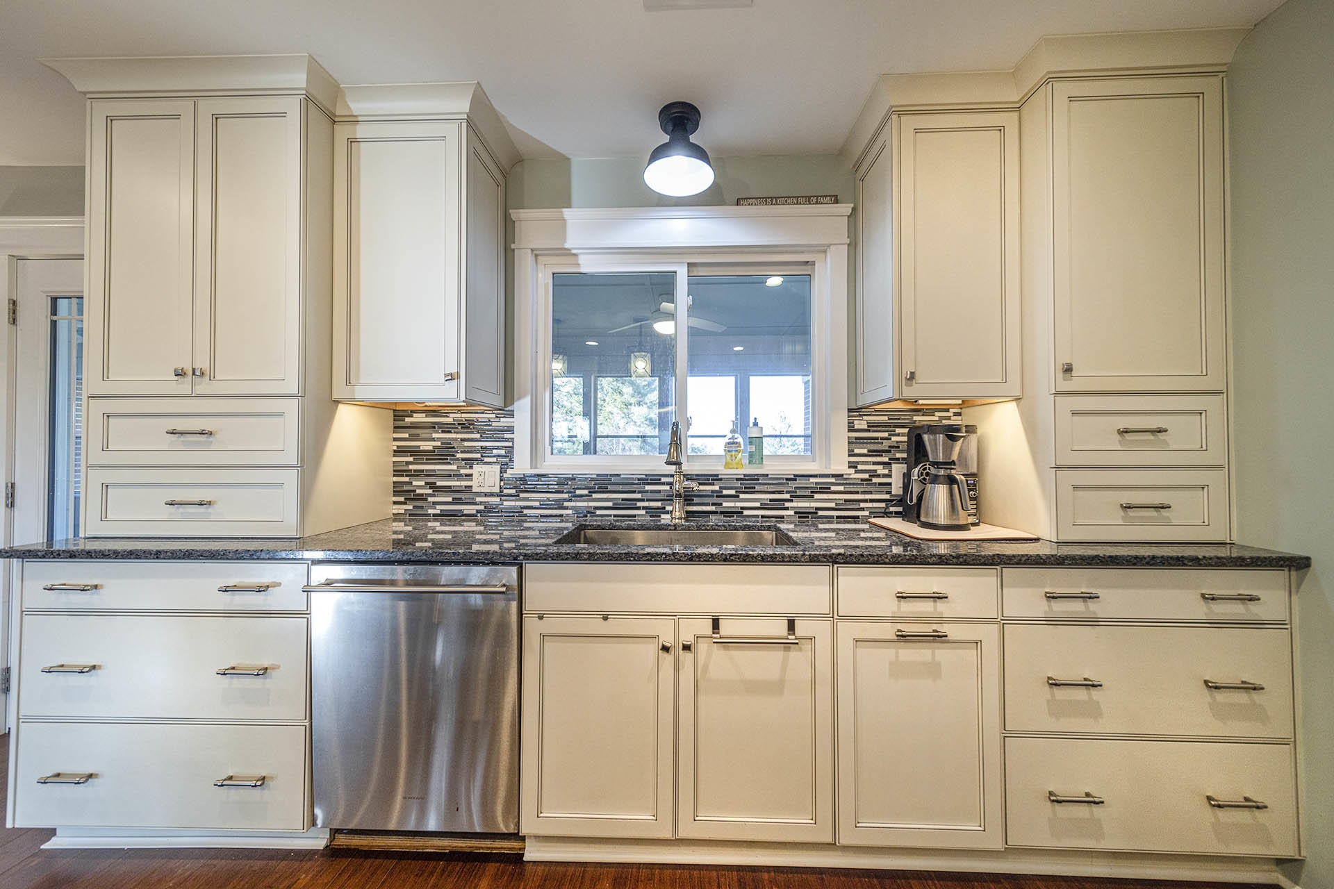 1621 West Ruritan Road Roanoke, VA 24012 - Photo 12 of 55 Eat-in-Kitchen
