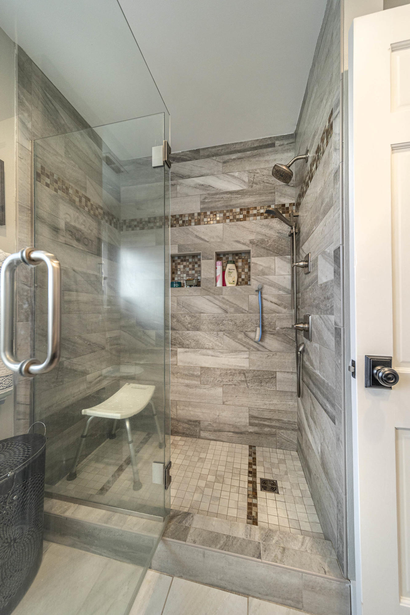 1621 West Ruritan Road Roanoke, VA 24012 - Photo 24 of 55 Master Bath