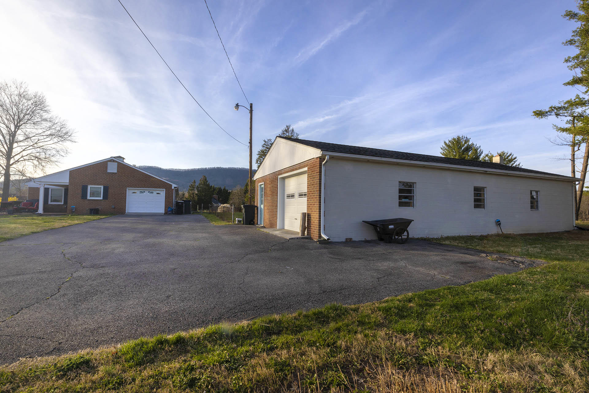 1621 West Ruritan Road Roanoke, VA 24012 - Photo 43 of 55 Detached garage