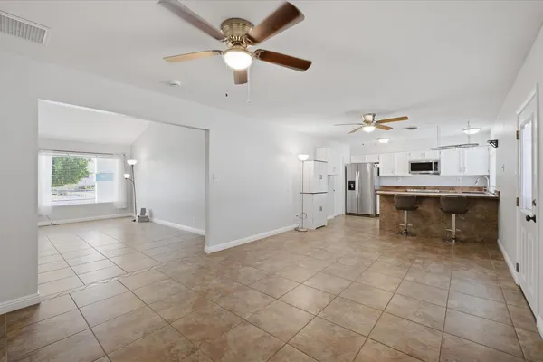 $2,800 | 656 West Pecos Avenue, Mesa, AZ 85210
