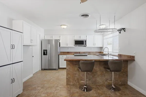 $2,800 | 656 West Pecos Avenue, Mesa, AZ 85210