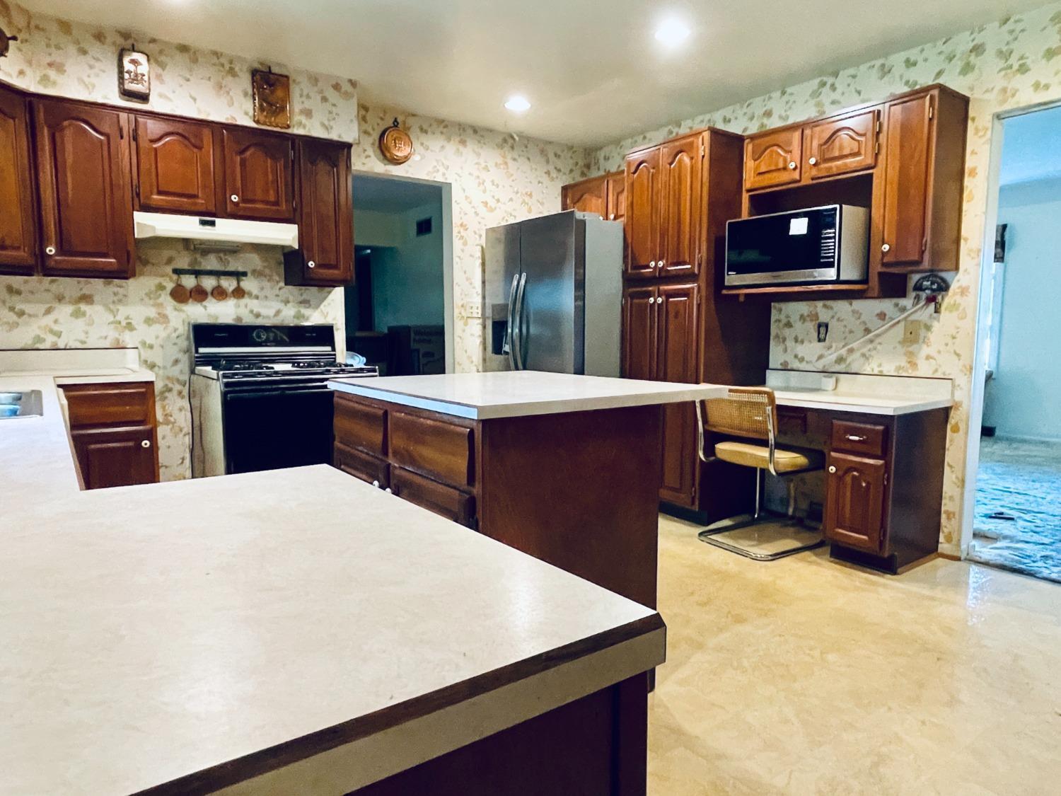 6159 Gaines Road Cincinnati, OH 45247 - Photo 8 of 44