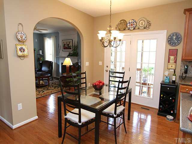 22 Sydenham Road Durham, NC 27713 - Photo 3 of 14 Breakfast Area