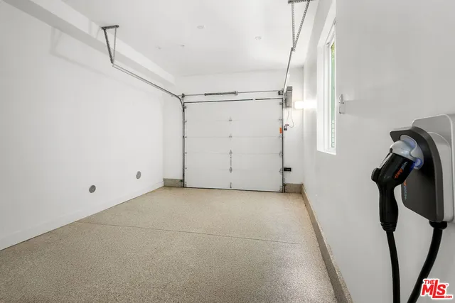 $10,000 | 4211 Ince Boulevard, Culver City, CA 90232