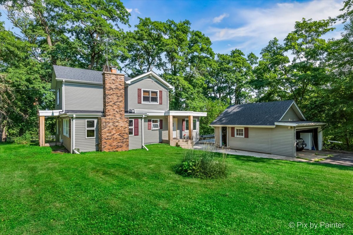 41W992 Campton Hills Road St. Charles, IL 60175 - Photo 3 of 59 Gallery Image 3