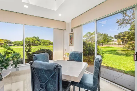 $824,900 | 35 Estate Drive, Boynton Beach, FL 33436