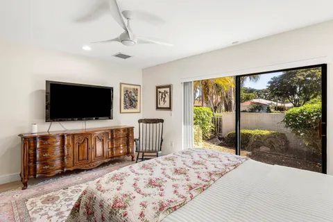 $824,900 | 35 Estate Drive, Boynton Beach, FL 33436