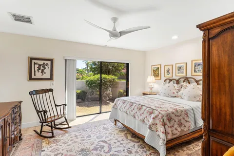 $824,900 | 35 Estate Drive, Boynton Beach, FL 33436