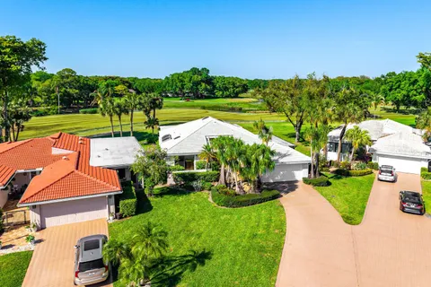 $824,900 | 35 Estate Drive, Boynton Beach, FL 33436