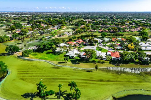 $824,900 | 35 Estate Drive, Boynton Beach, FL 33436